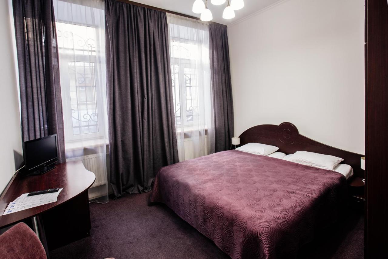 Discovery Hotel Лвив Екстериор снимка