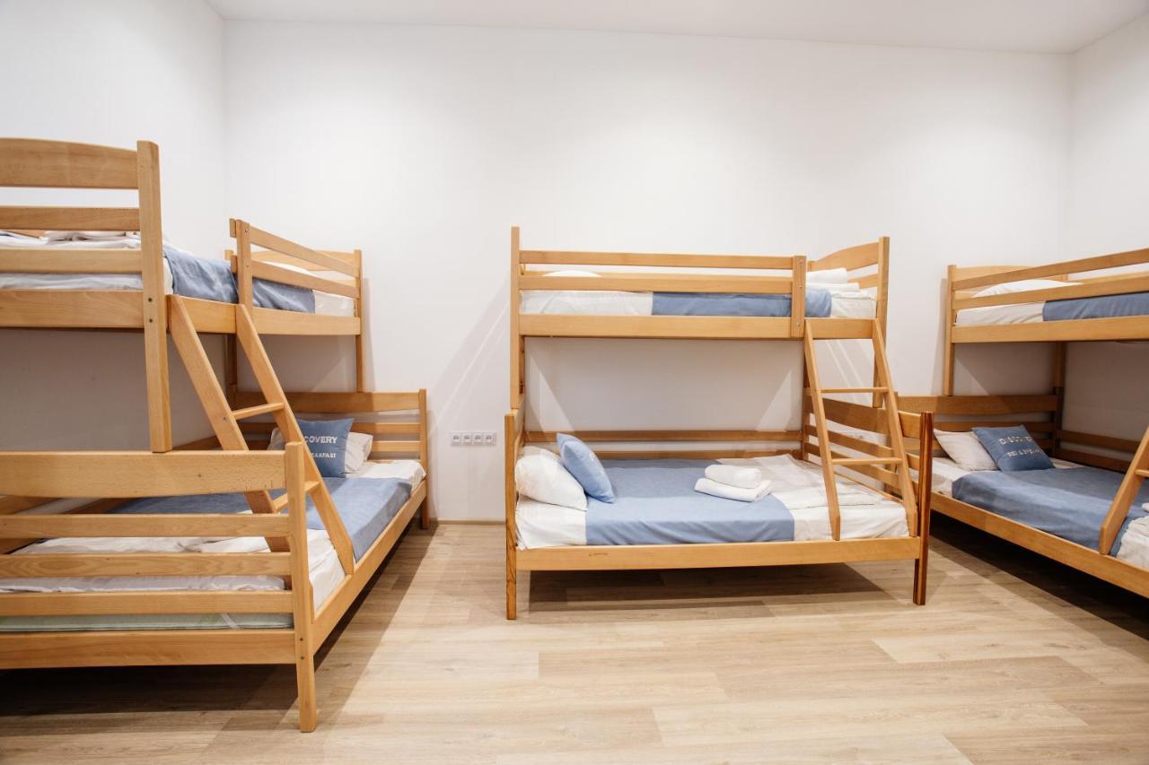 Discovery Hotel Лвив Екстериор снимка