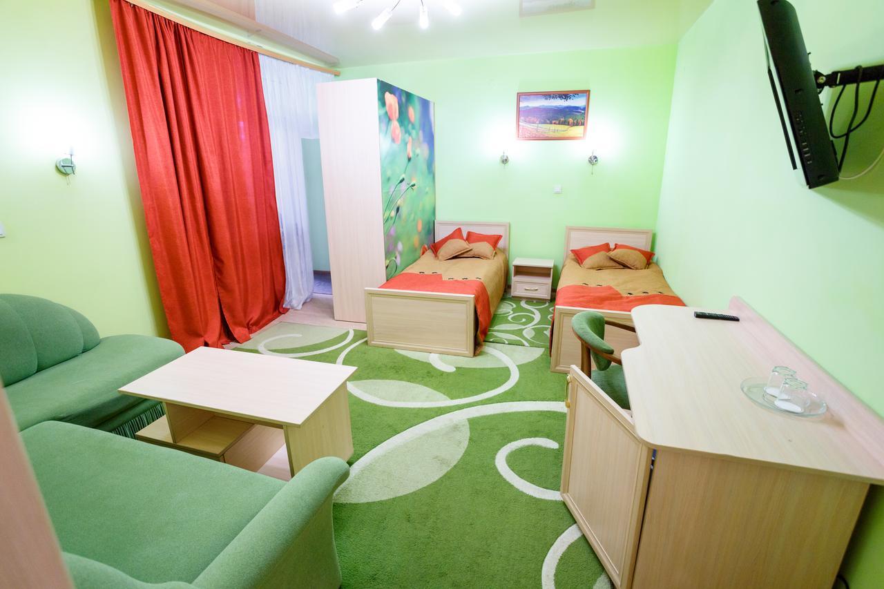 Discovery Hotel Лвив Екстериор снимка