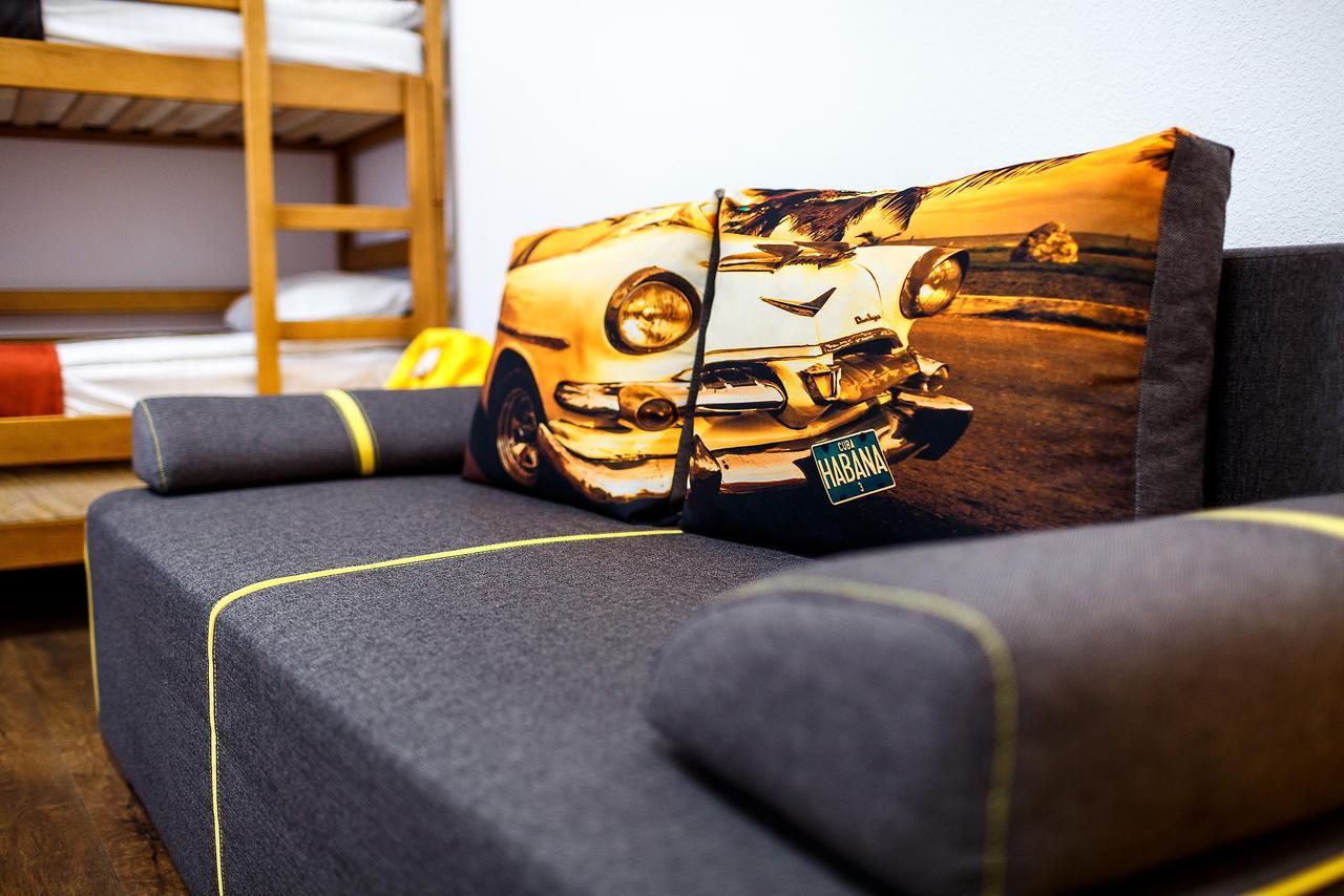 Discovery Hotel Лвив Екстериор снимка