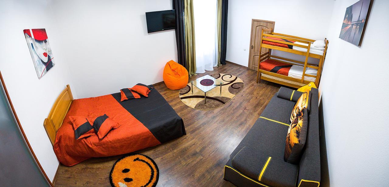 Discovery Hotel Лвив Екстериор снимка