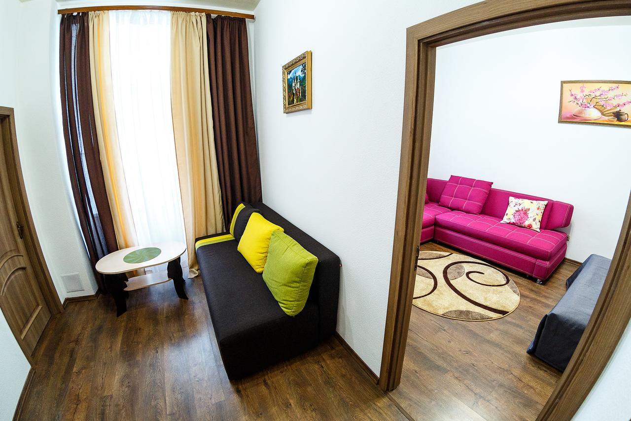 Discovery Hotel Лвив Екстериор снимка